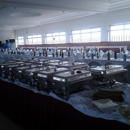 Afrique Hotel Douala Airport 외부 사진